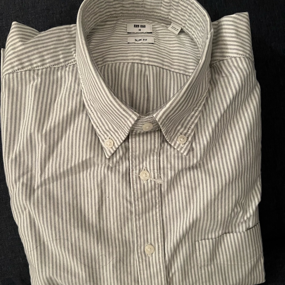 Uniqlo dress shirt - Medium